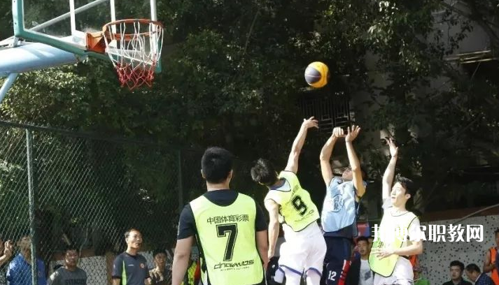 揭陽(yáng)體育運(yùn)動(dòng)學(xué)校2022年報(bào)名條件、招生要求、招生對(duì)象
