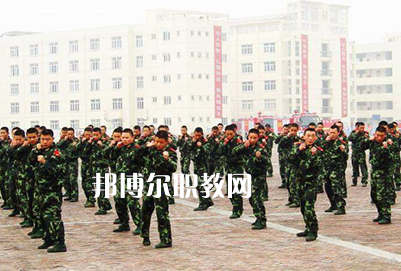 重慶聚英技工學(xué)校升學(xué)部2022年學(xué)費、收費多少 