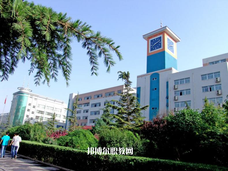 蘭州商業(yè)學(xué)校2022年學(xué)費(fèi)、收費(fèi)多少