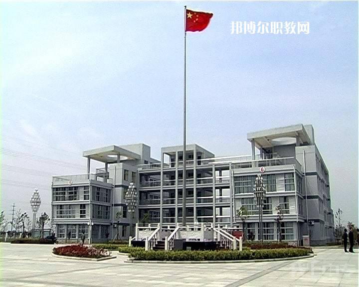 江蘇興化中等專業(yè)學(xué)校2022年報名條件、招生要求、招生對象