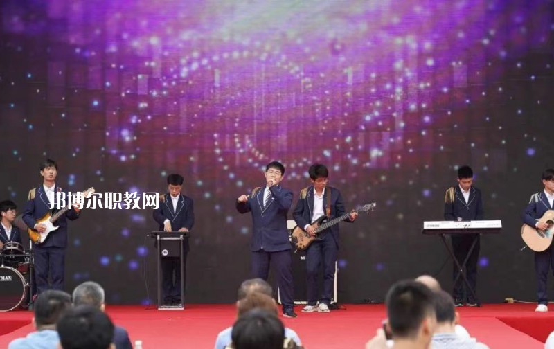 南京中華中等專業(yè)學(xué)校怎么樣、好不好