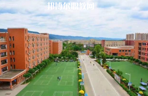 重慶松溉中等職業(yè)技術(shù)學(xué)校2022年報(bào)名條件、招生對象