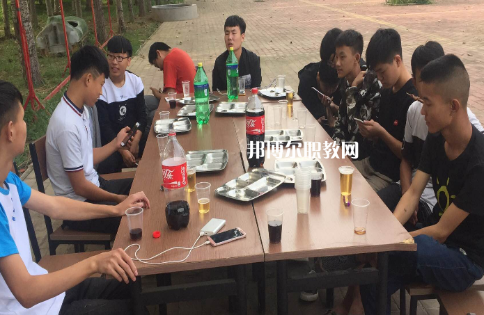 石家莊北方計算機(jī)中等專業(yè)學(xué)校2022年報名條件、招生要求、招生對象