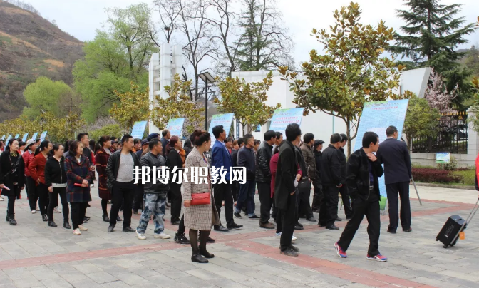康縣職業(yè)技術(shù)學(xué)校2022年學(xué)費(fèi)、收費(fèi)多少
