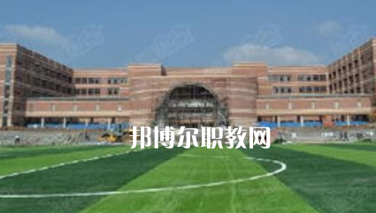 遵義航天工業(yè)學(xué)校2022年學(xué)費(fèi)、收費(fèi)多少