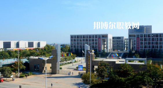 陜西國際商貿(mào)學(xué)院附屬中職校2022年報(bào)名條件、招生要求、招生對象