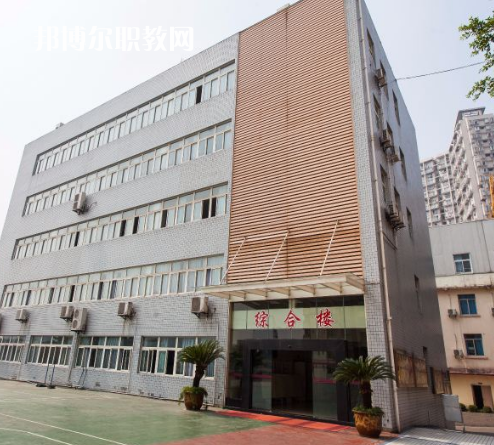 重慶工業(yè)學(xué)校2022年報(bào)名條件、招生要求、招生對(duì)象