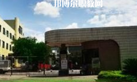 西昌第一職業(yè)技術(shù)中學(xué)2022年報(bào)名條件、招生要求、招生對(duì)象