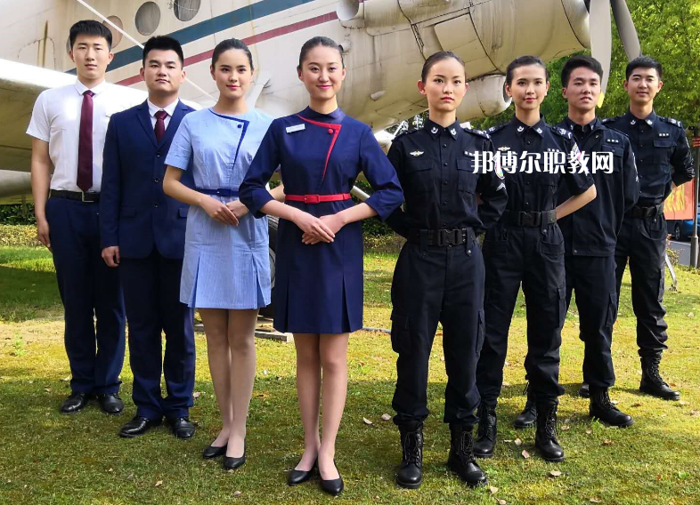 保定技師學(xué)院2022年報(bào)名條件、招生要求、招生對象
