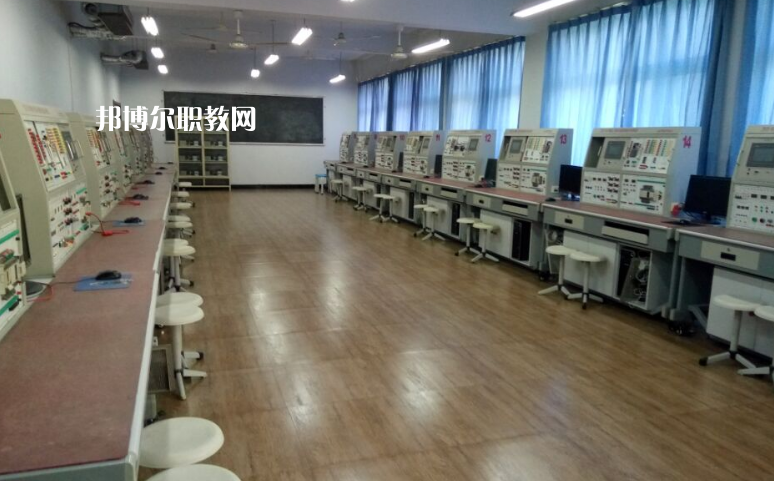 三河市職業(yè)技術(shù)教育中心2022年學(xué)費(fèi)、收費(fèi)多少