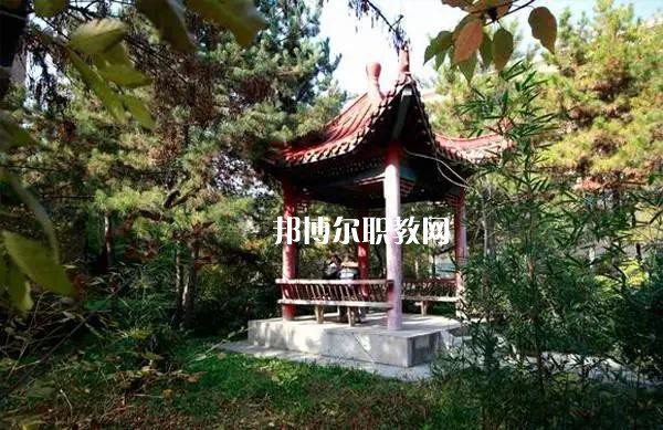 平?jīng)鰩煼秾W(xué)校2022年學(xué)費(fèi)、收費(fèi)多少