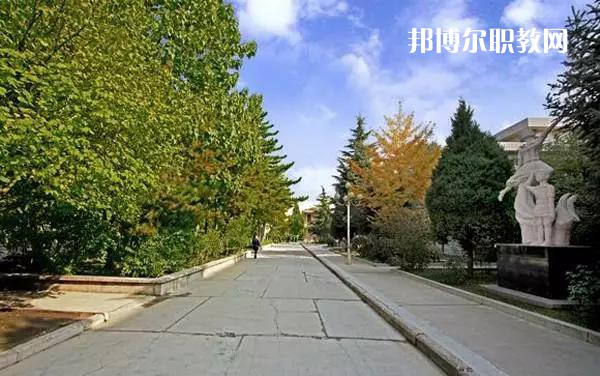 平?jīng)鰩煼秾W(xué)校2022年報(bào)名條件、招生要求、招生對(duì)象