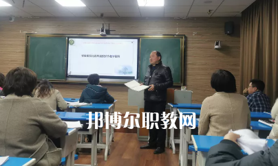 安順民族中等職業(yè)學(xué)校2022年報(bào)名條件、招生要求、招生對象