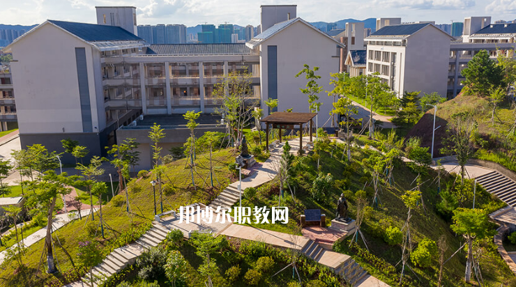 河源市衛(wèi)生學(xué)校2022年學(xué)費、收費多少
