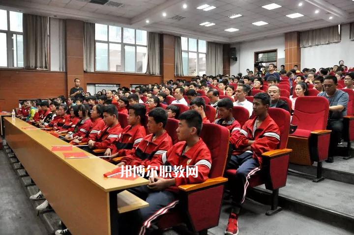 黃陵職業(yè)教育中心2022年報名條件、招生要求、招生對象
