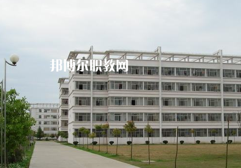 江蘇建湖中等專業(yè)學(xué)校2022年報(bào)名條件、招生要求、招生對(duì)象