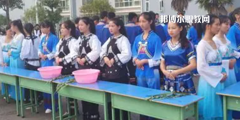 貴州興仁民族職業(yè)技術學校2022年招生辦聯系電話