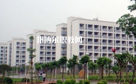 樂至縣回瀾職業(yè)中學(xué)怎么樣、好不好