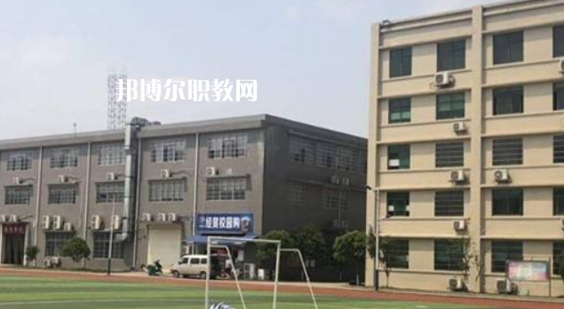 孟連縣職業(yè)高級(jí)中學(xué)2022年報(bào)名條件、招生要求、招生對(duì)象