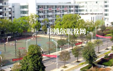 安岳縣遠大科技職業(yè)學校2022年報名條件、招生要求、招生對象