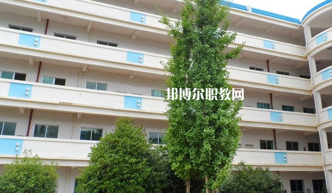 貴陽(yáng)衛(wèi)生學(xué)校2022年報(bào)名條件、招生要求、招生對(duì)象