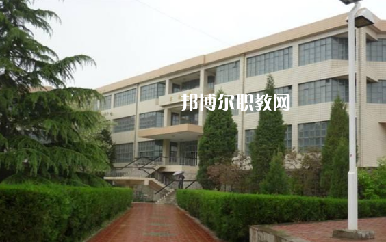 新平縣職業(yè)高級(jí)中學(xué)2022年招生簡(jiǎn)章
