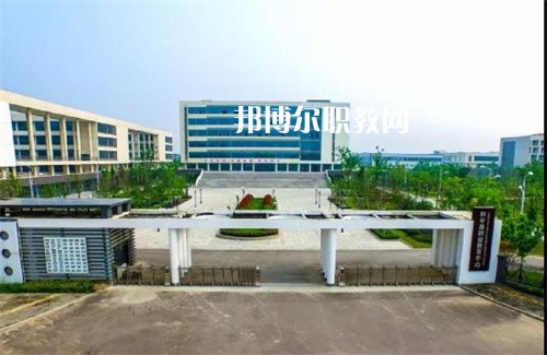 安徽亳州新能源學(xué)校2022年報(bào)名條件、招生要求、招生對(duì)象