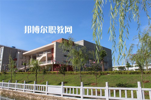 安徽六安技師學(xué)院2022年報(bào)名條件、招生要求、招生對(duì)象