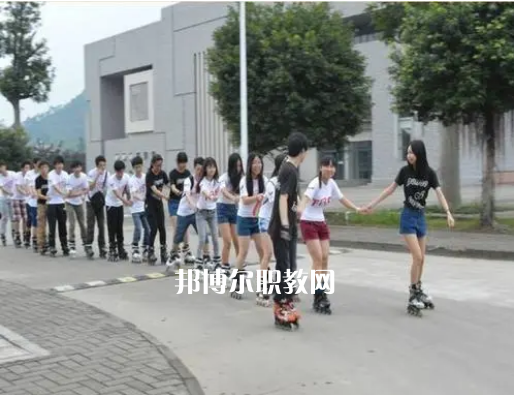 內(nèi)江大千職業(yè)技術(shù)學(xué)校2022年報名條件、招生要求、招生對象