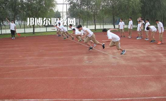 祿豐縣職業(yè)高級(jí)中學(xué)2022年報(bào)名條件、招生要求、招生對(duì)象