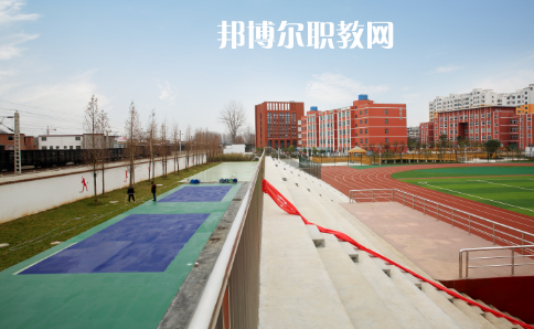 阜陽科技工程學(xué)校2022年報名條件、招生要求、招生對象