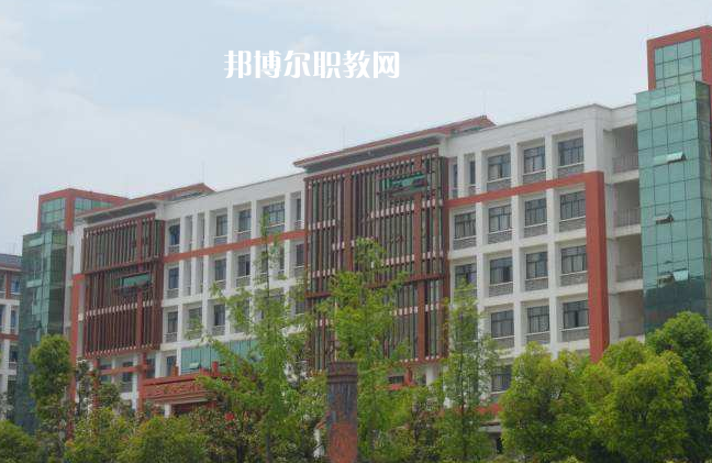 黔西南民族職業(yè)技術(shù)學(xué)院(中職部)2022年報名條件、招生要求、招生對象