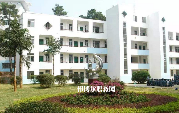 桂林旅游職業(yè)中等專業(yè)學(xué)校2022年報名條件、招生要求、招生對象