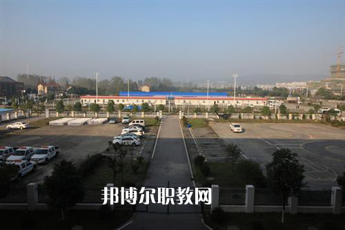 安徽滁州技師學(xué)院2022年報(bào)名條件、招生要求、招生對(duì)象
