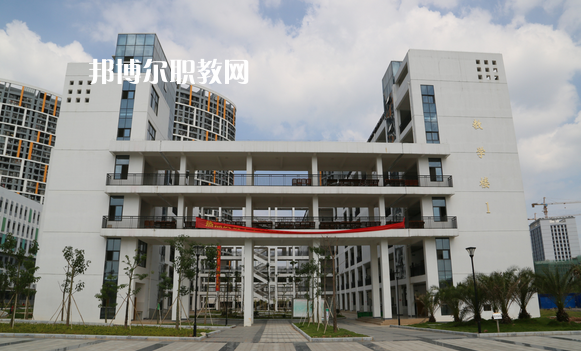 南寧衛(wèi)生學(xué)校怎么樣、好不好