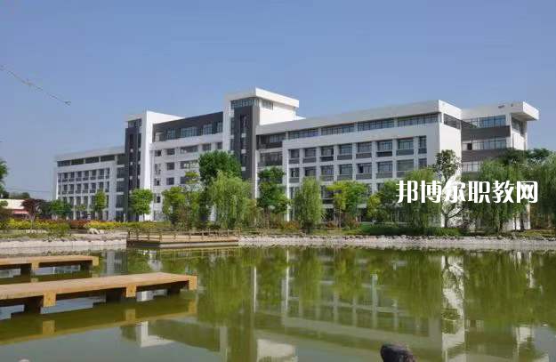 滁州市機(jī)械工業(yè)學(xué)校2022年報(bào)名條件、招生要求、招生對(duì)象