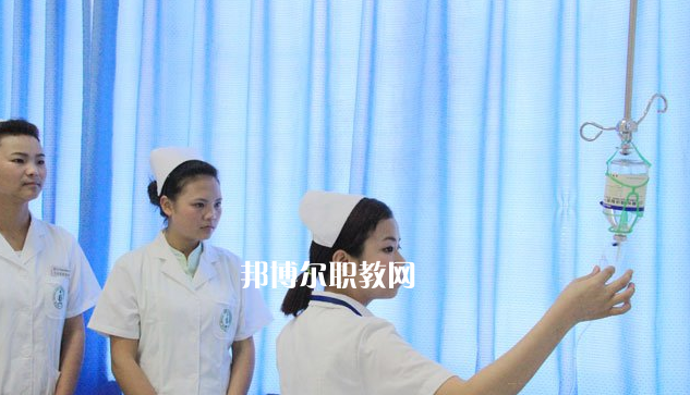 眉山衛(wèi)生職業(yè)學(xué)校2022年報(bào)名條件、招生要求、招生對(duì)象