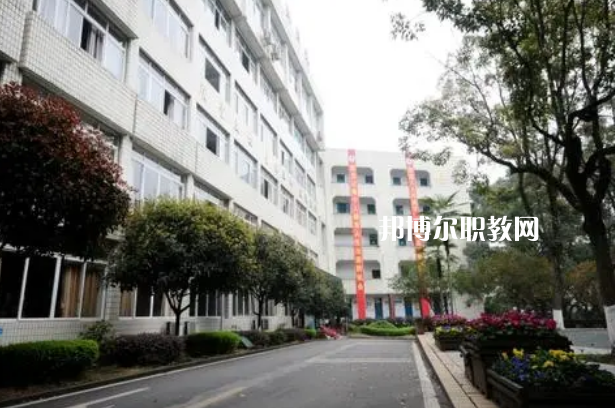 四川質(zhì)量技術監(jiān)督學校2022年招生辦聯(lián)系電話