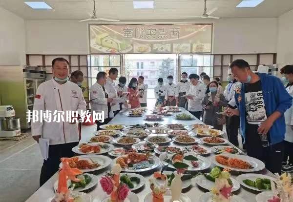 淮北市烈山區(qū)中等專業(yè)學(xué)校2022年報名條件、招生要求、招生對象