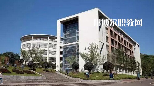 四川宜賓職業(yè)技術(shù)學(xué)校2022年報(bào)名條件、招生要求、招生對(duì)象