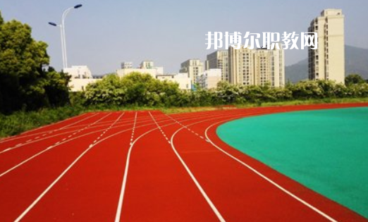 臨滄財(cái)貿(mào)學(xué)校2022年報(bào)名條件、招生要求、招生對(duì)象