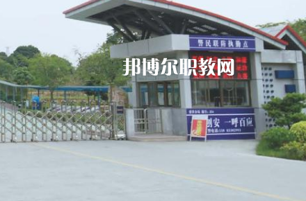東莞汽車技術(shù)學(xué)校2022年報名條件、招生要求、招生對象 