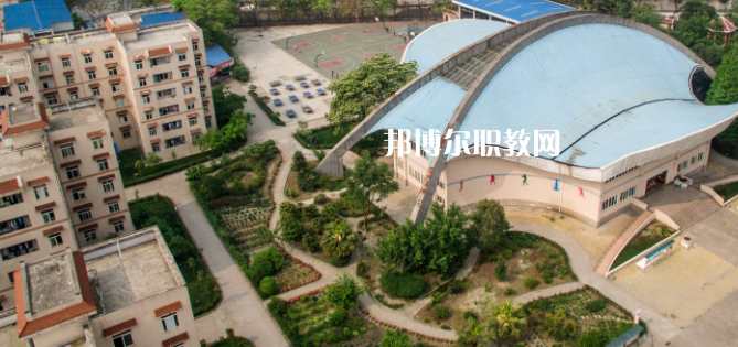 成都中醫(yī)藥大學附屬醫(yī)院針灸學校怎么樣、好不好