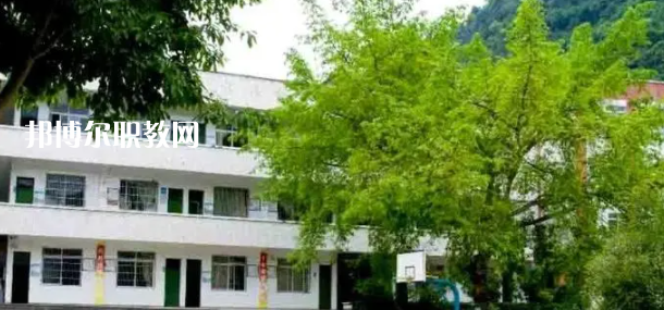 沐川縣中等職業(yè)學校2022年報名條件、招生要求、招生對象