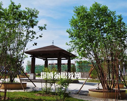 靈山職業(yè)技術(shù)學校2022年報名條件、招生要求、招生對象