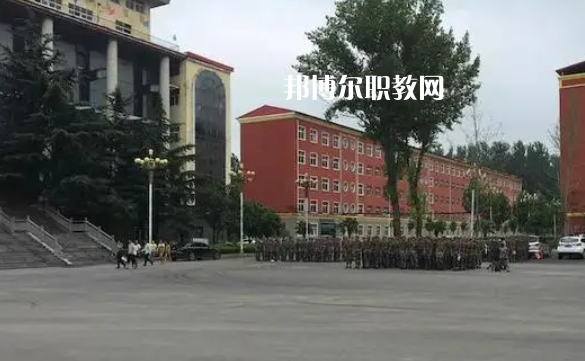 河南工業(yè)和信息化高級技工學校2022年報名條件、招生要求、招生對象