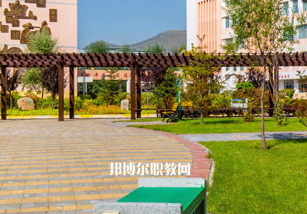 湟中職業(yè)教育中心2022年學(xué)費(fèi)、收費(fèi)多少
