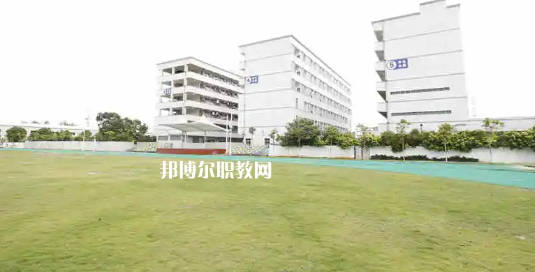 廣州金領(lǐng)技工學(xué)校2022年報(bào)名條件、招生要求、招生對(duì)象