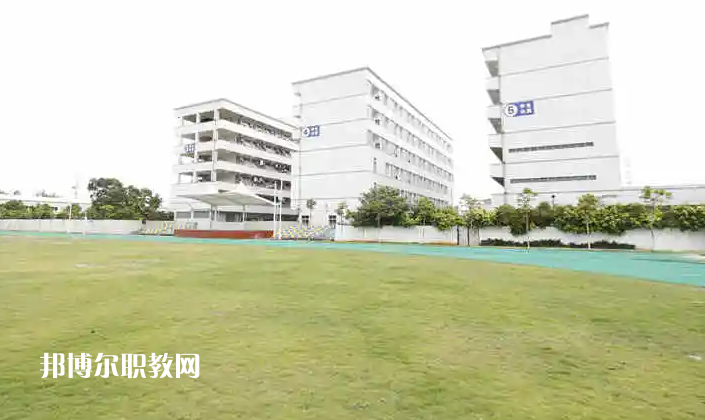 廣州金領(lǐng)技工學校2022年怎么樣，好不好