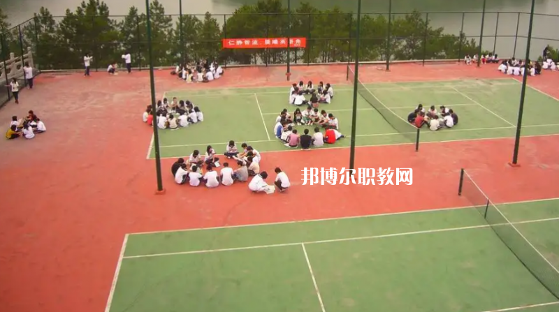 廣東貿(mào)易職業(yè)技術(shù)學(xué)校2022年報名條件、招生要求、招生對象